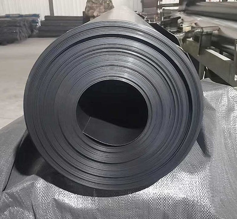 Geomembrane liner 